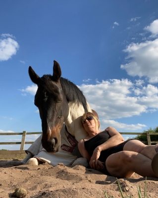 Sarah Braithwaite Horse Expert
